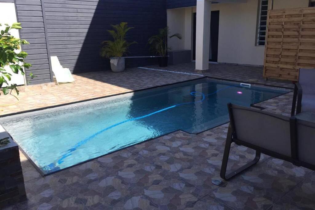 Ylang Residence Avec Piscine Chauffee & Jacuzzi Le Patelin Luaran gambar