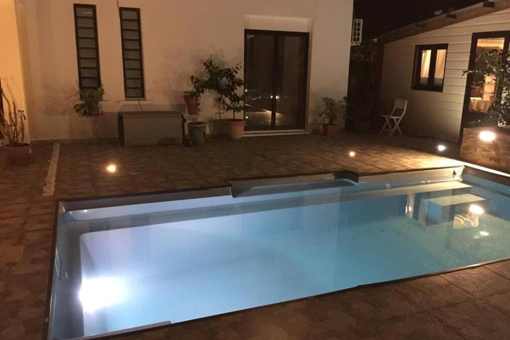 Ylang Residence Avec Piscine Chauffee & Jacuzzi Le Patelin Luaran gambar