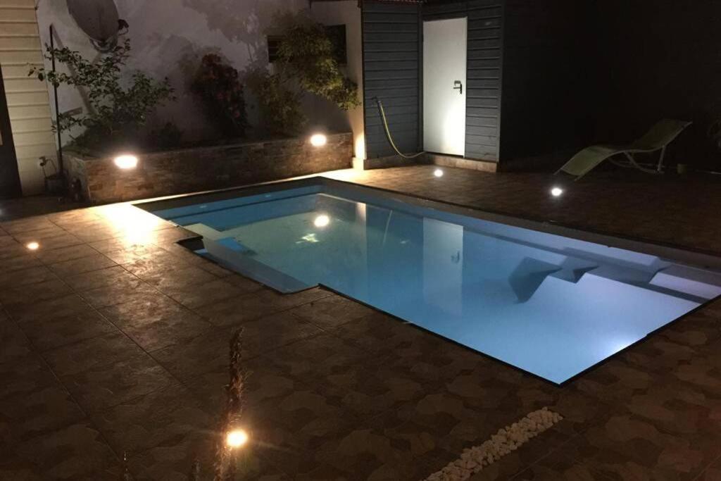 Ylang Residence Avec Piscine Chauffee & Jacuzzi Le Patelin Luaran gambar